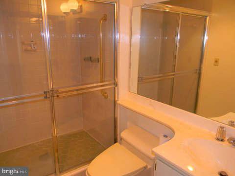 THE REPRESENTATIVE - Residential Lease