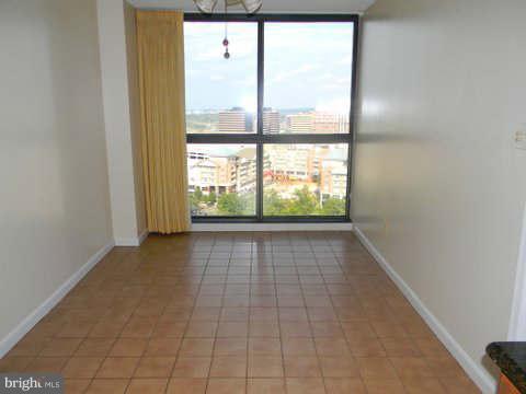 THE REPRESENTATIVE - Residential Lease