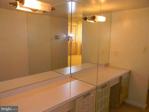 THE REPRESENTATIVE - Residential Lease