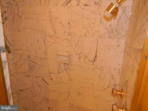 THE REPRESENTATIVE - Residential Lease