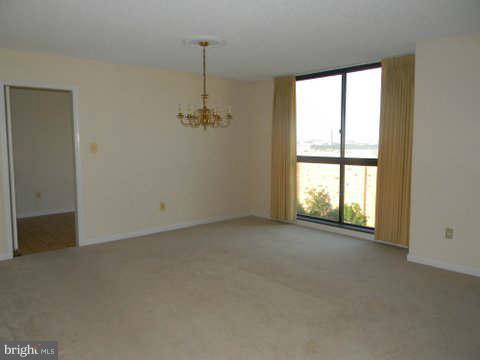 THE REPRESENTATIVE - Residential Lease