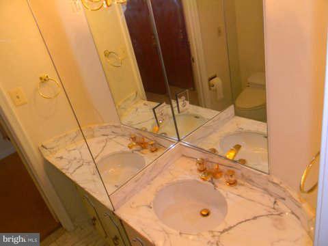 THE REPRESENTATIVE - Residential Lease