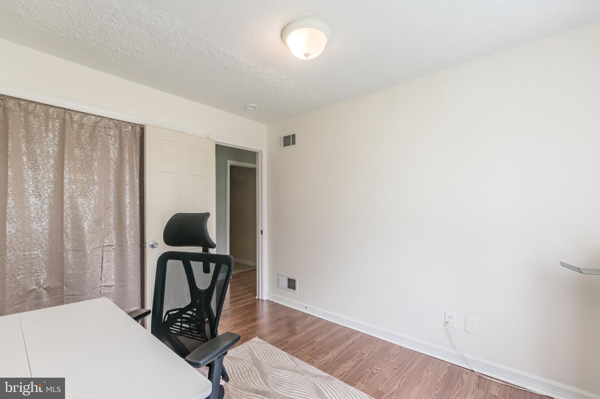 INWOOD EAST - Residential