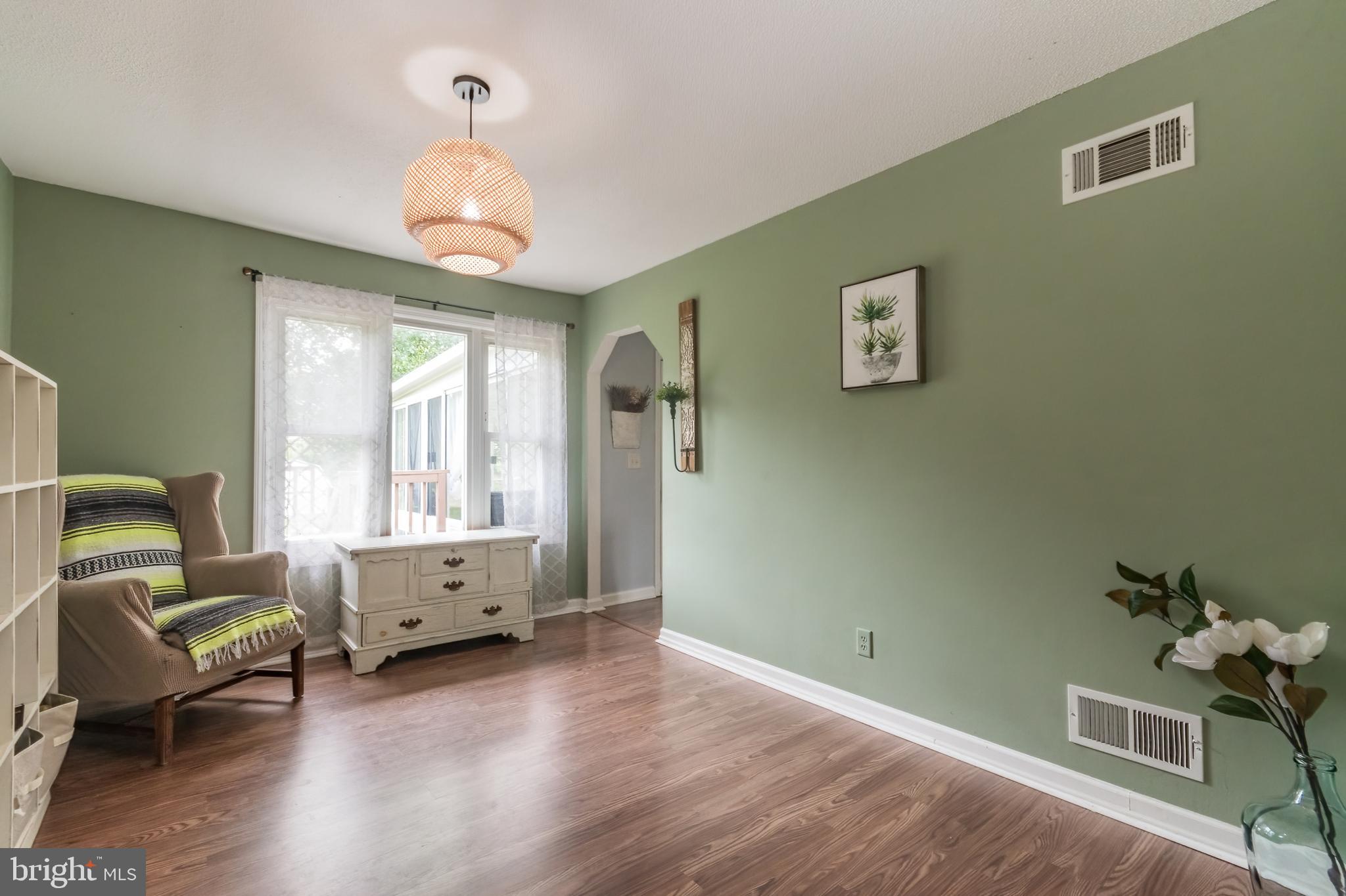 INWOOD EAST - Residential