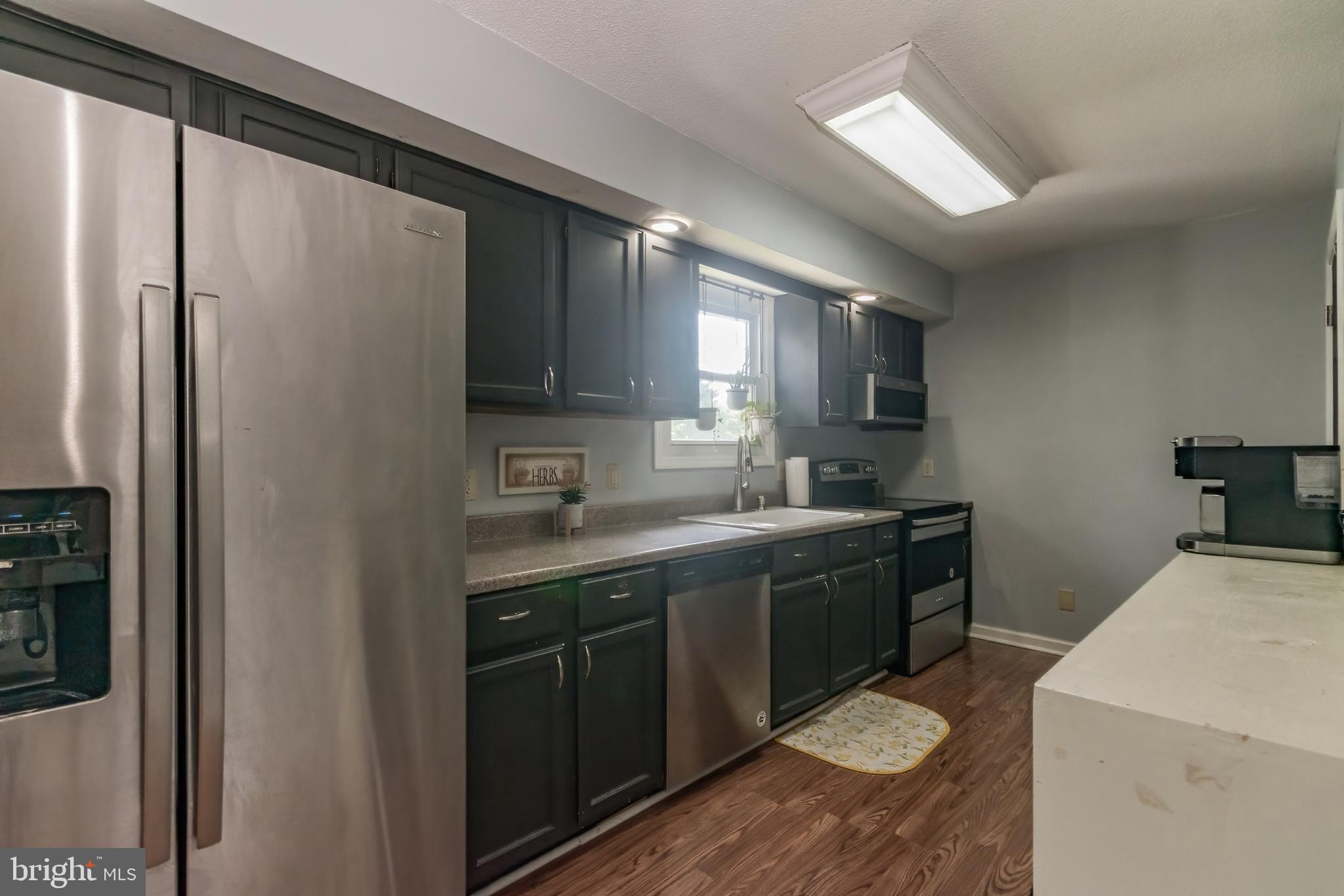 INWOOD EAST - Residential