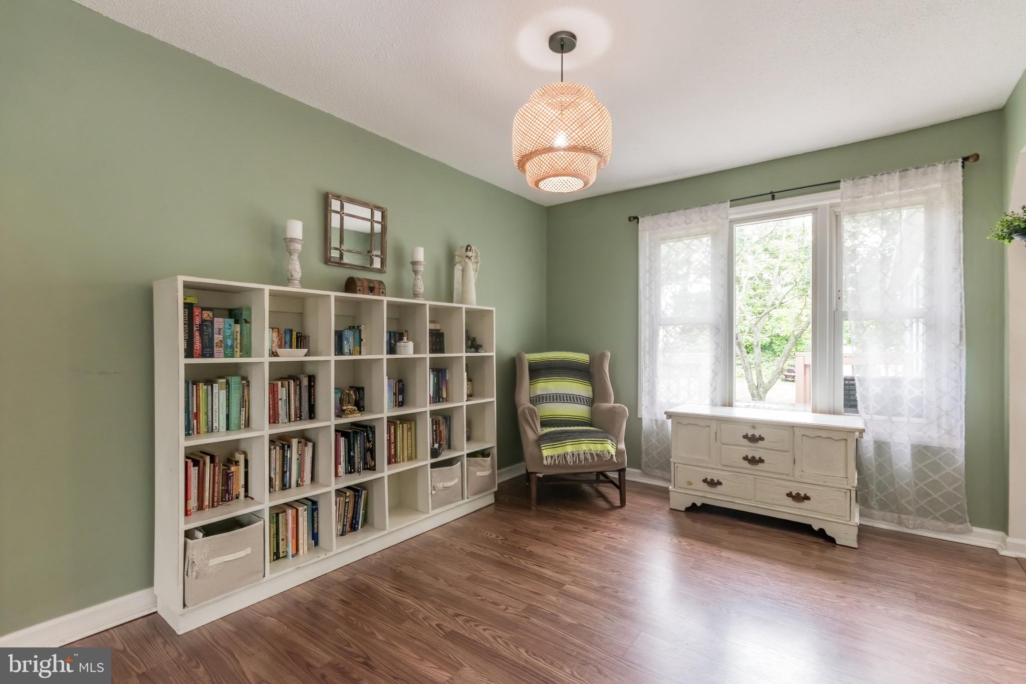 INWOOD EAST - Residential