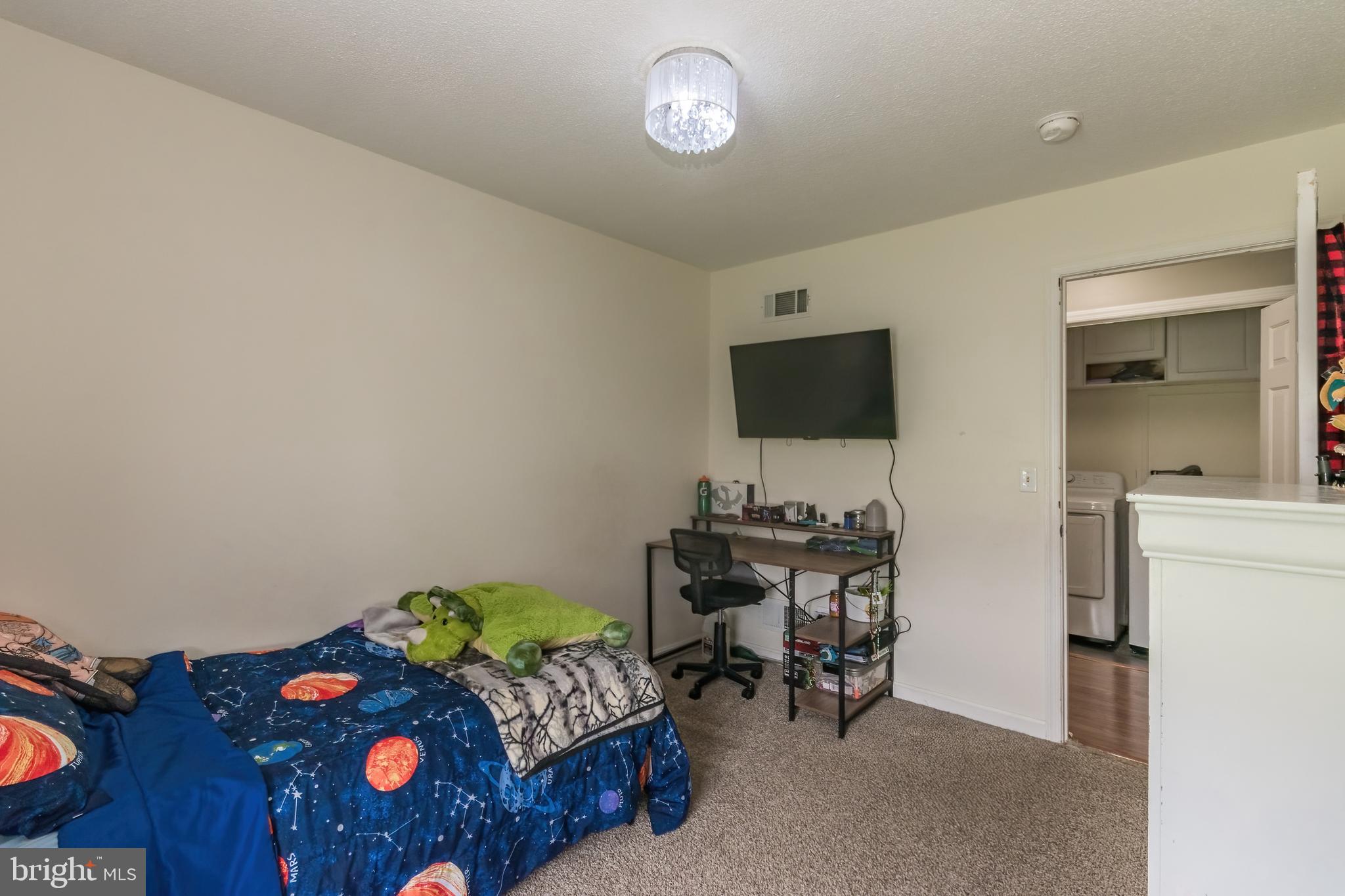 INWOOD EAST - Residential