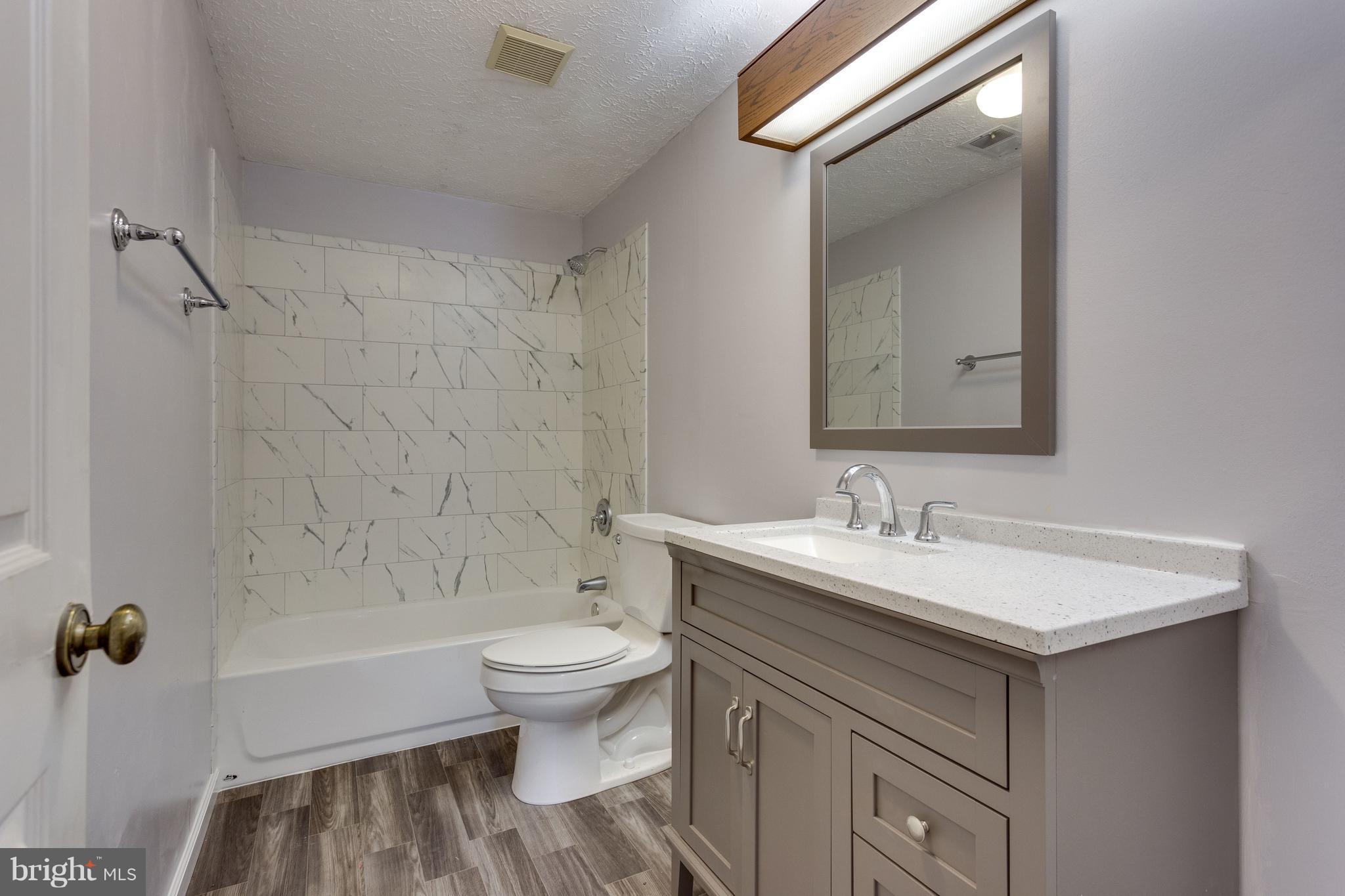 MONTCLAIR - Residential