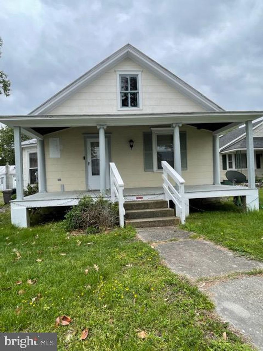 Older Cottage ready to make it a Home .! Large Rooms , hardwood floors , fenced in back yard with pier 6x90'. Utilities Not Included , electric , water,  sewer, propane for stove , oil heat . Must have Good Rental History & Credit .Score . Close to Beach & Events on the Monroe Bay .Front Porch & Steps are being worked on , weather permitted. Hope by end of the month ....
