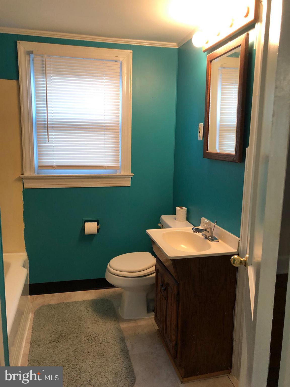 TOWN OF COLONIAL BEACH - Residential Lease