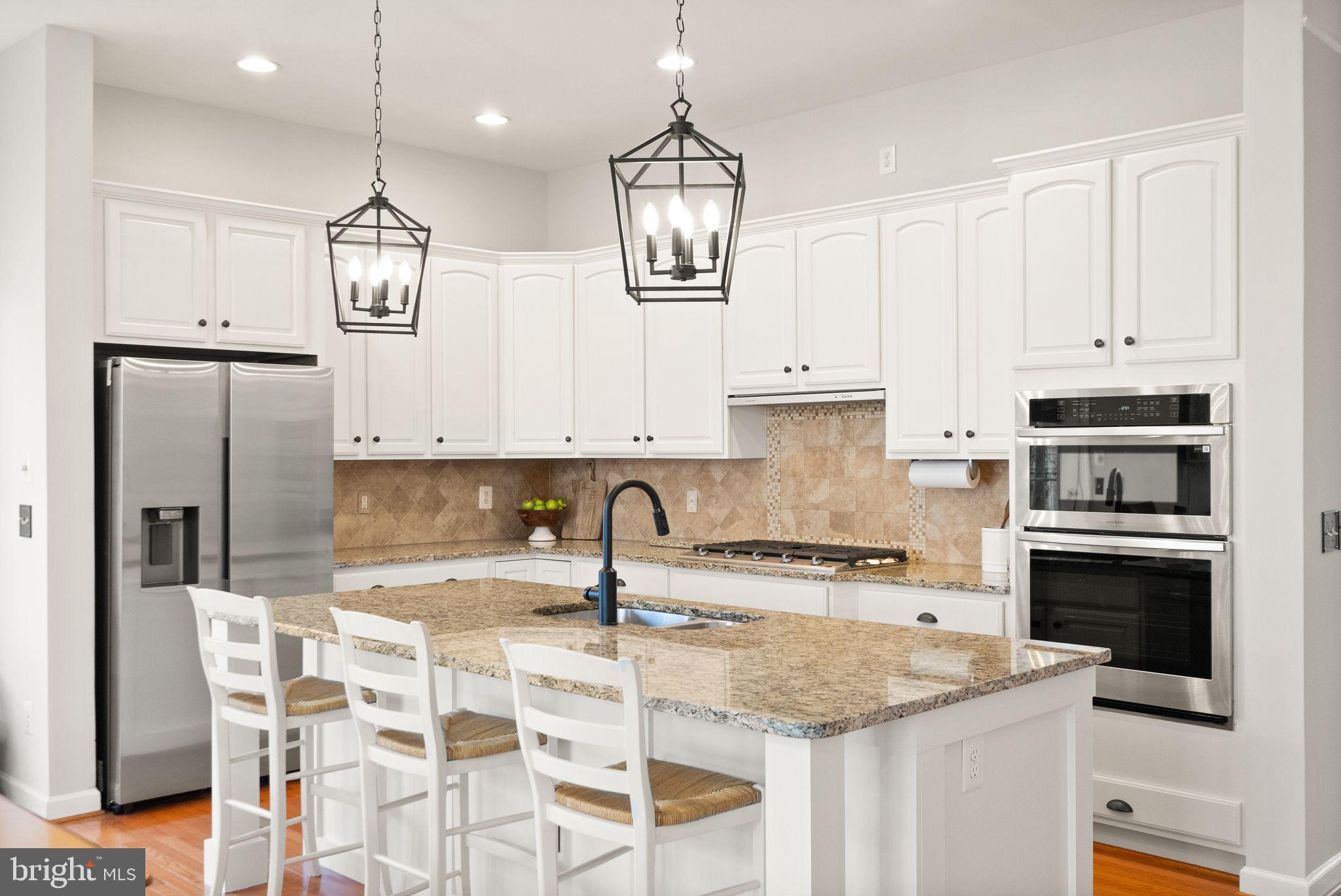 LANSDOWNE ON THE POTOMAC - Residential