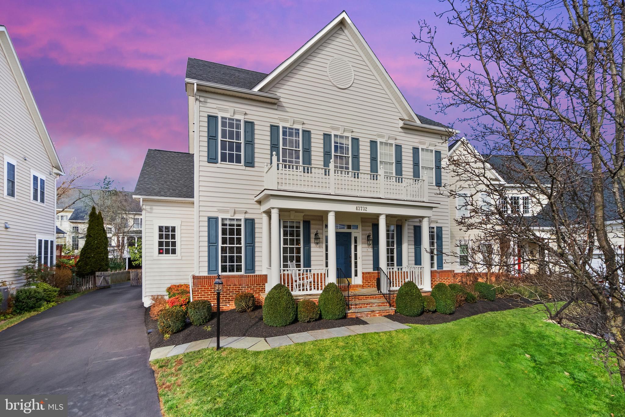 LANSDOWNE ON THE POTOMAC - Residential