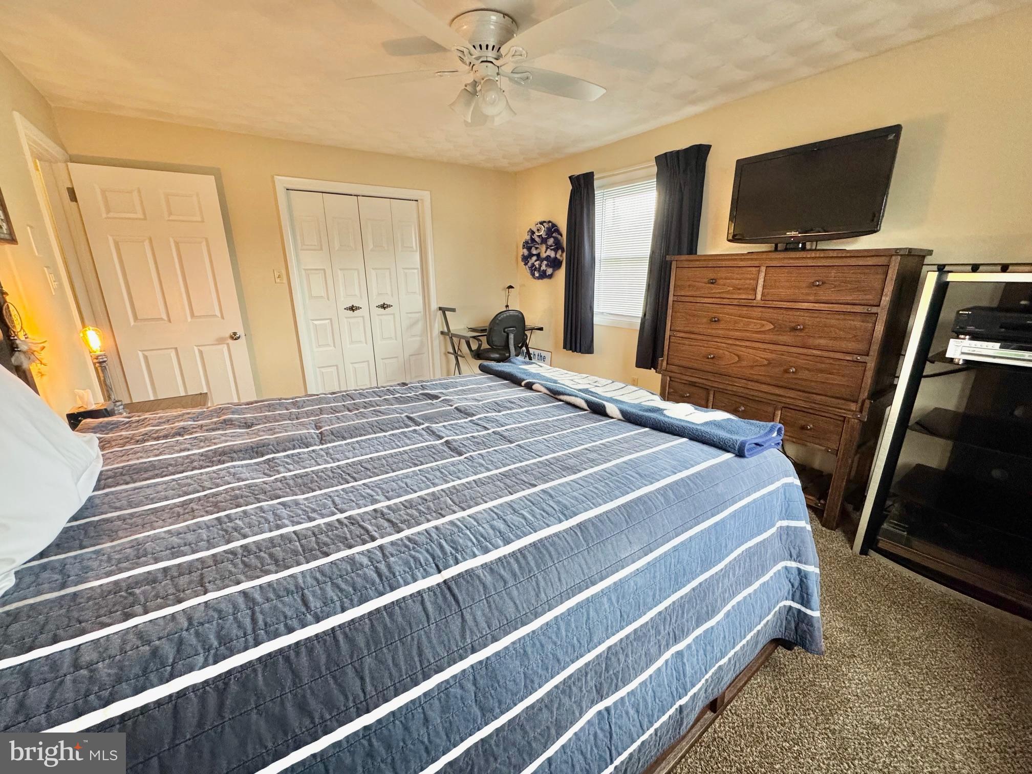 SHIREMAN MANOR - Residential