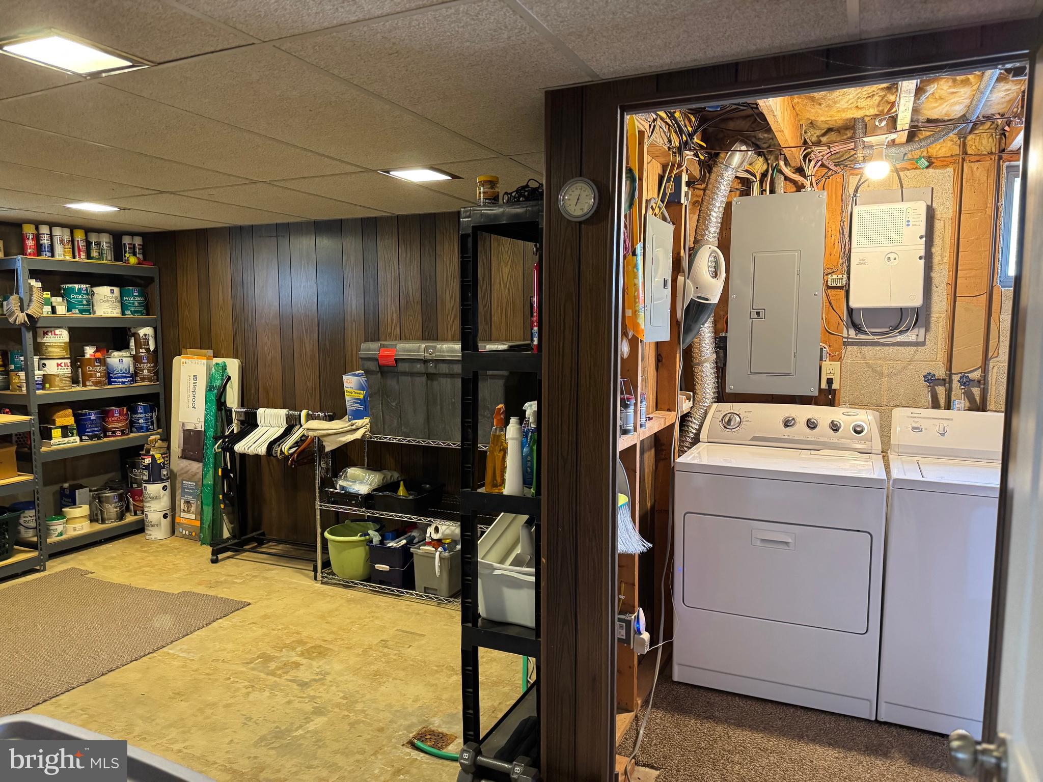 SHIREMAN MANOR - Residential