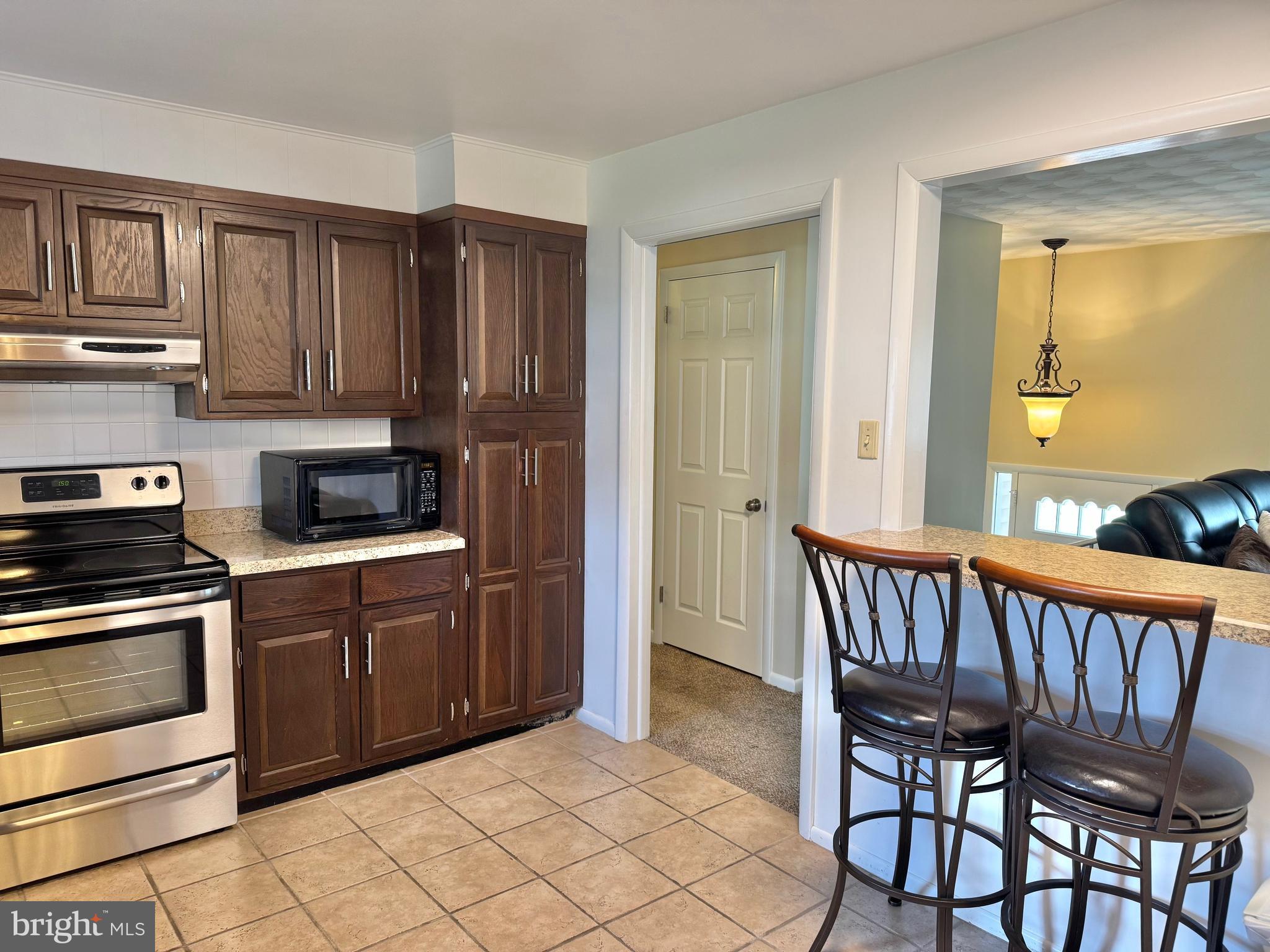 SHIREMAN MANOR - Residential