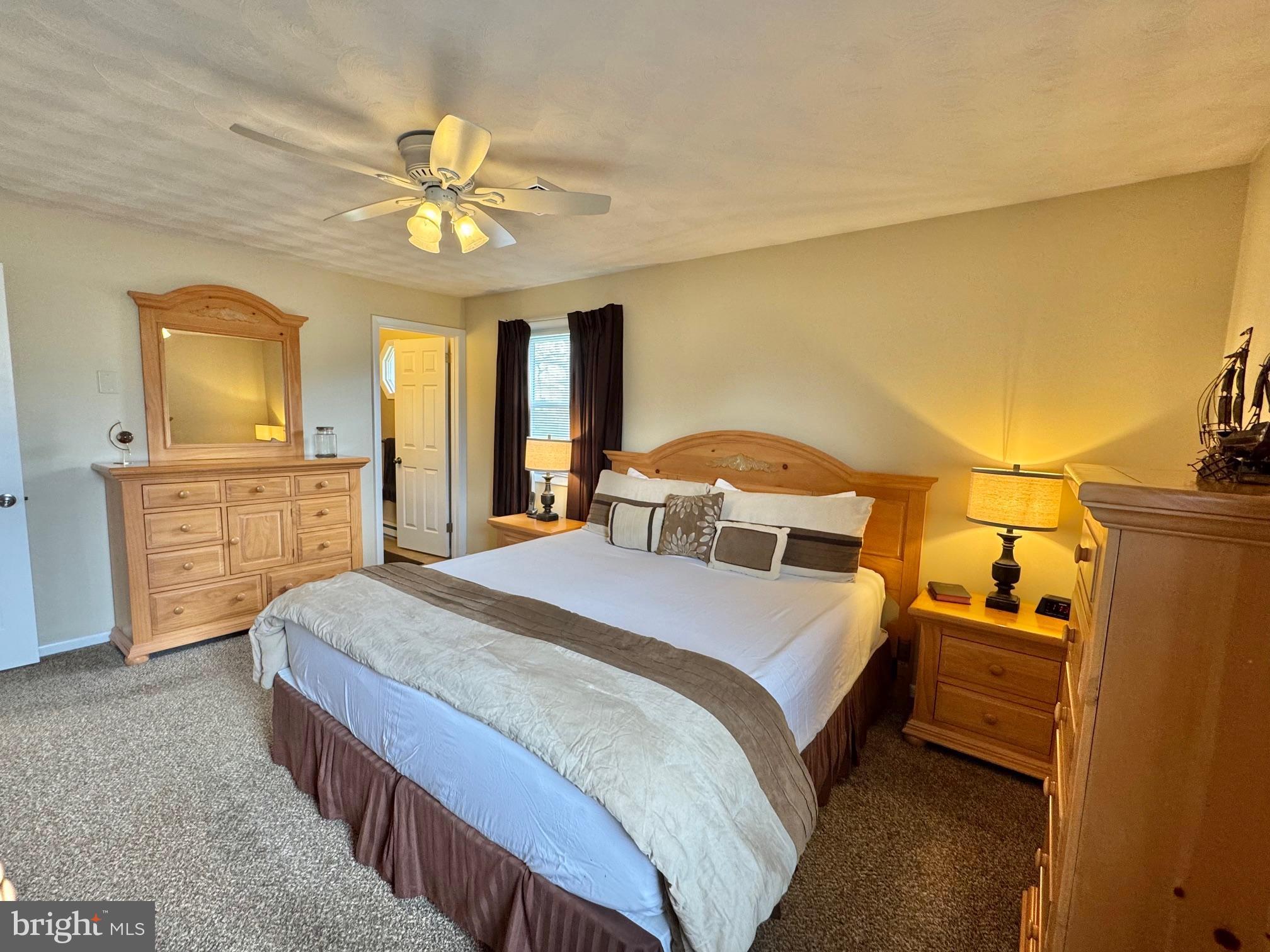 SHIREMAN MANOR - Residential