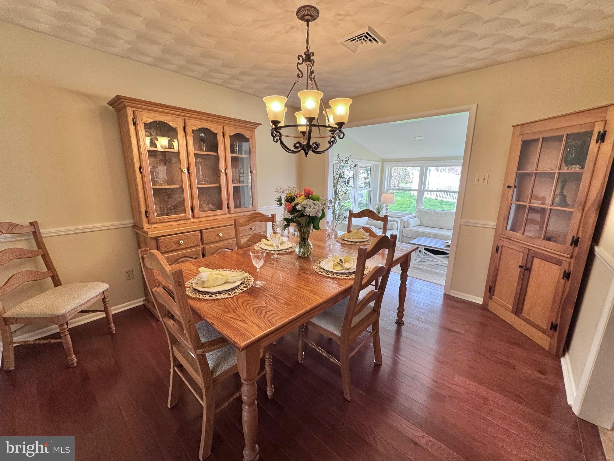 SHIREMAN MANOR - Residential