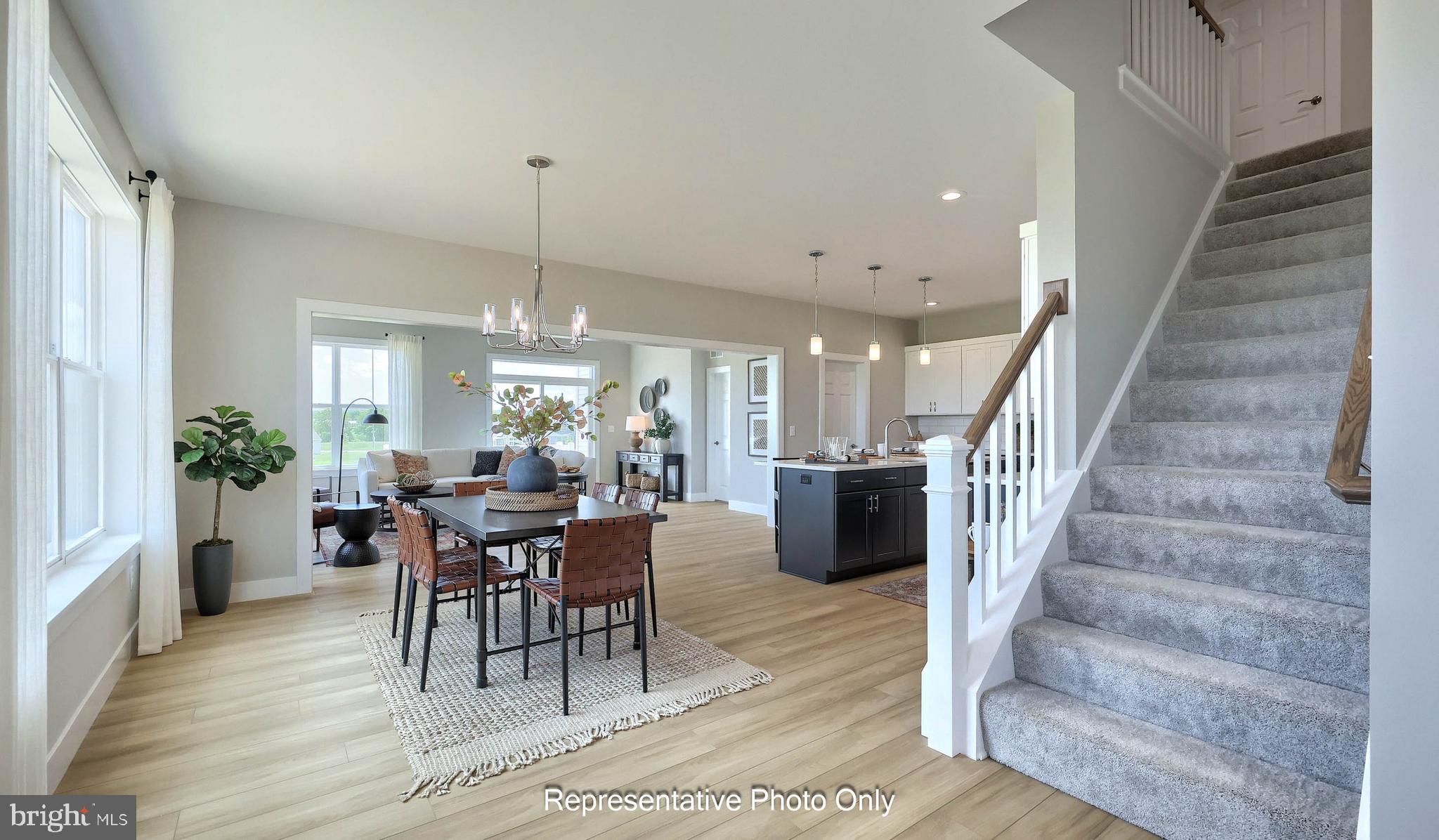 WINDING CREEK - Residential