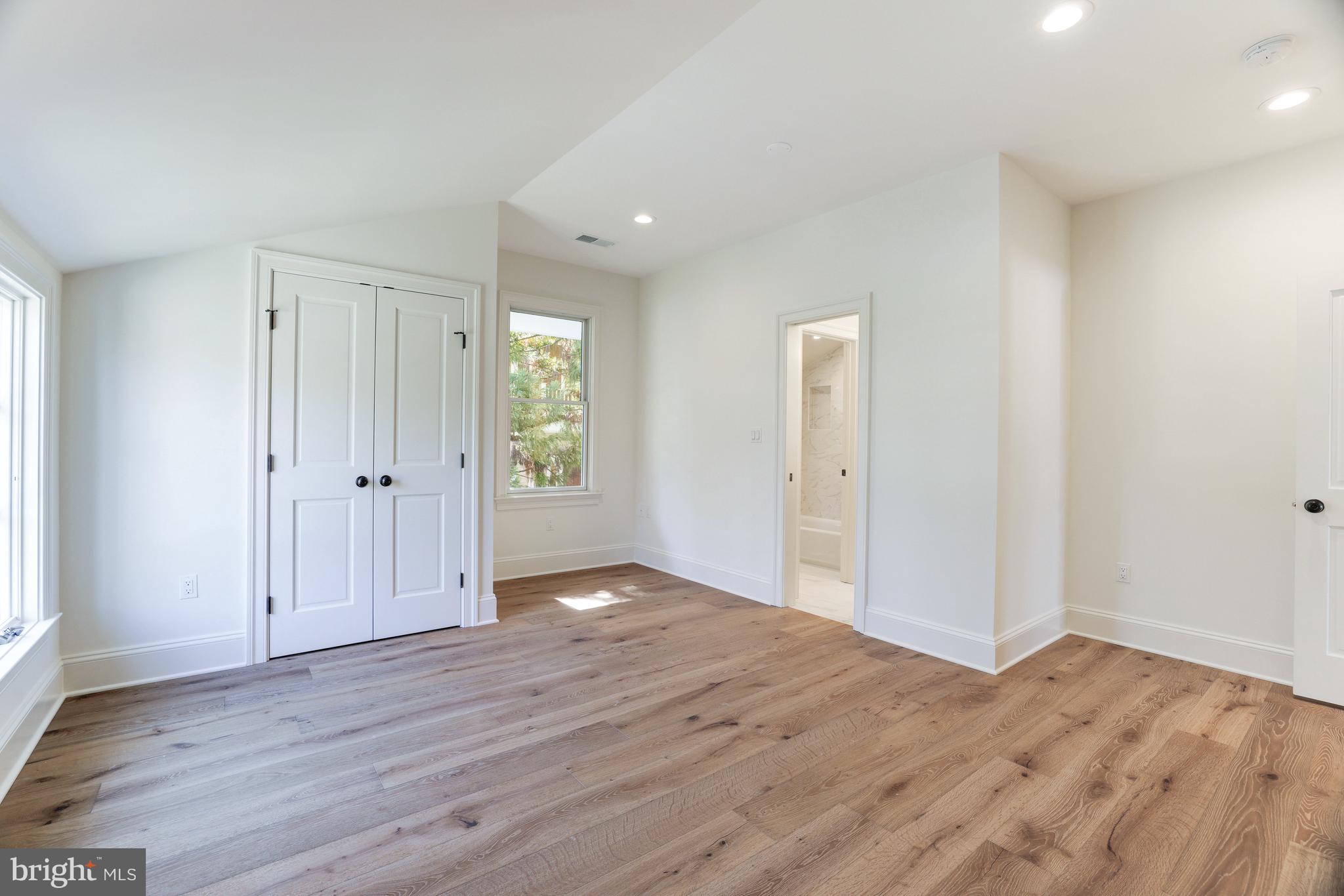 FRANKLIN PARK - Residential