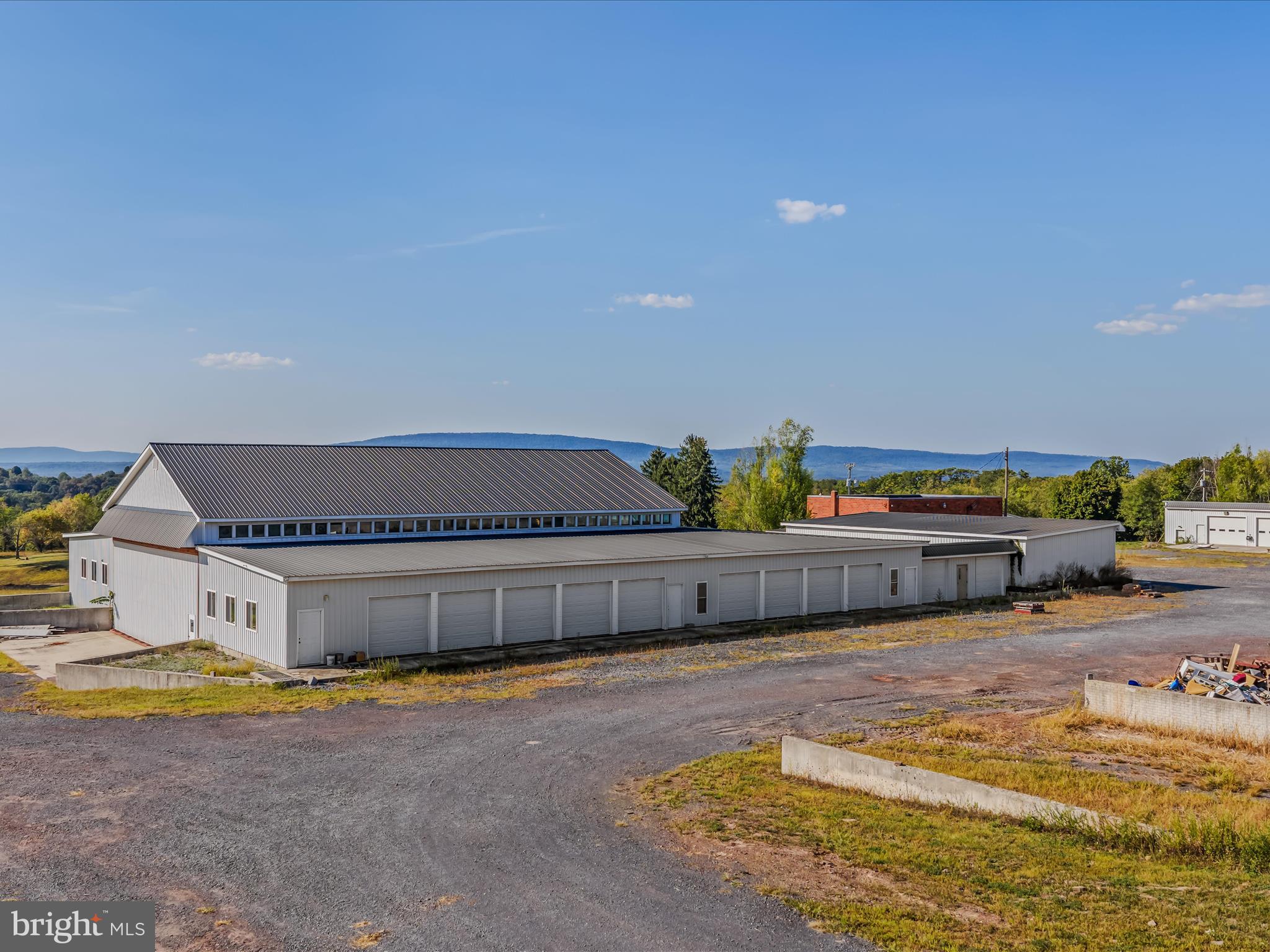 IMPERIAL ORCHARDS - Residential