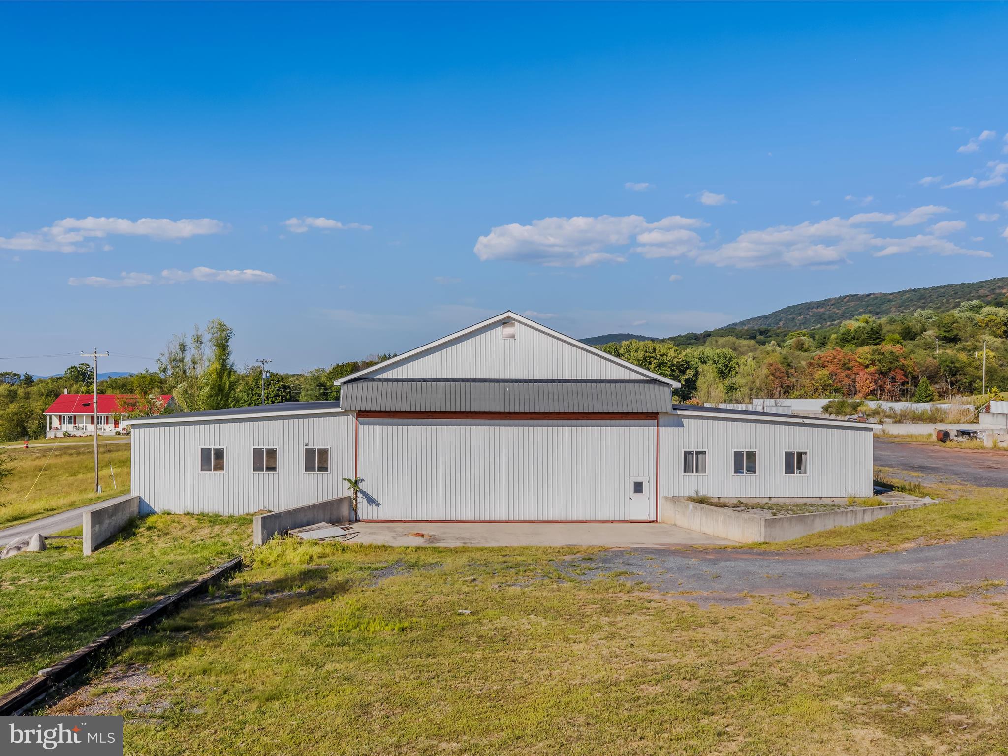 IMPERIAL ORCHARDS - Residential