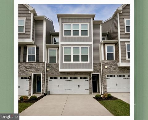 Townhouse For Rent - 9145 Chapwith Drive<br/> Spotsylvania County, FREDERICKSBURG, VA 22408