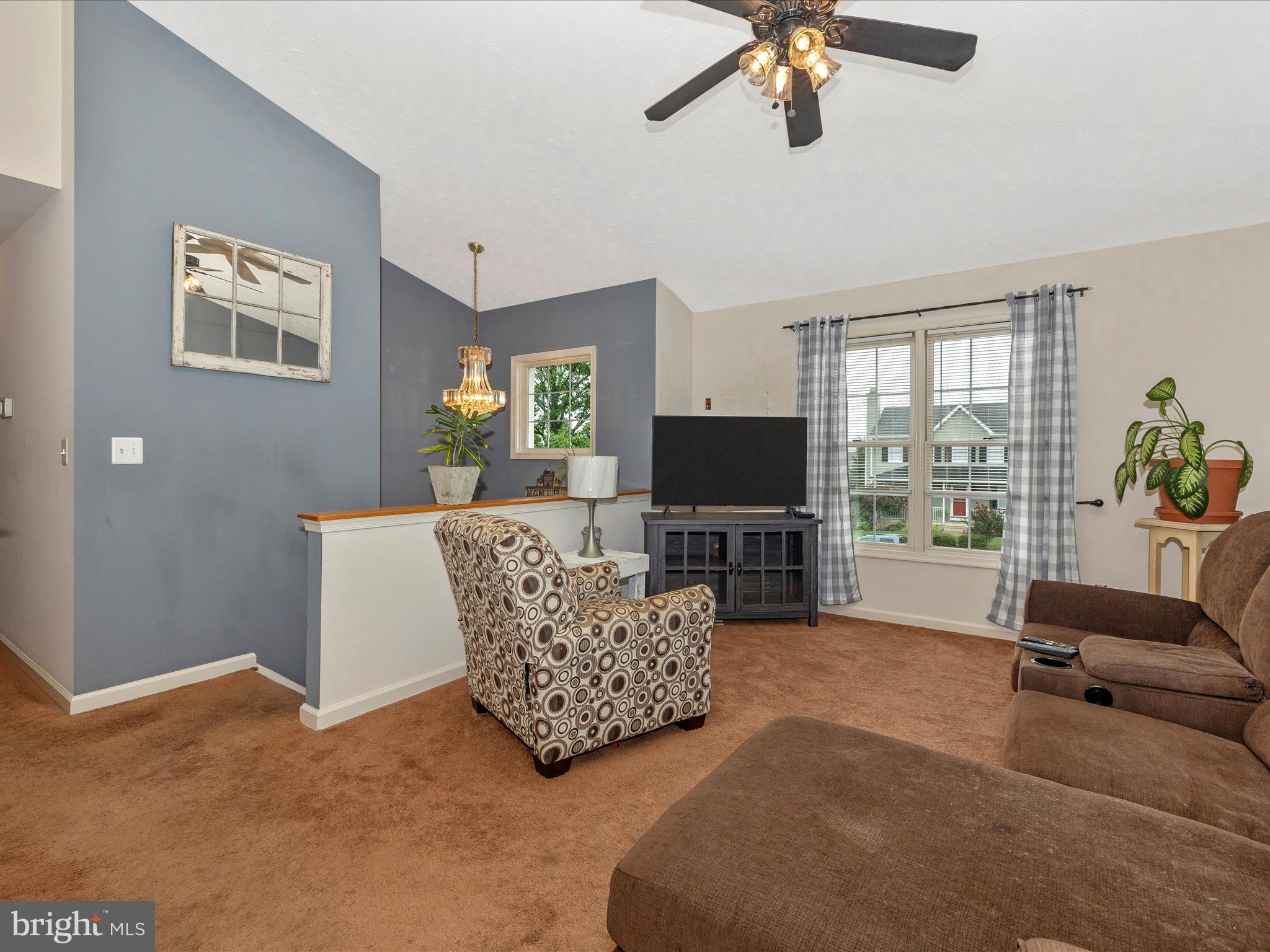 WOODLAND PARK - Residential