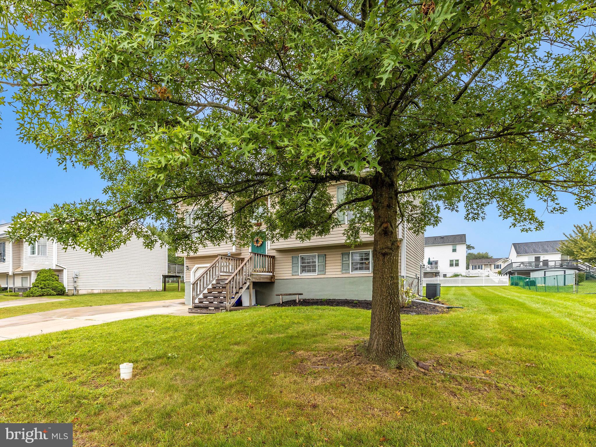 WOODLAND PARK - Residential