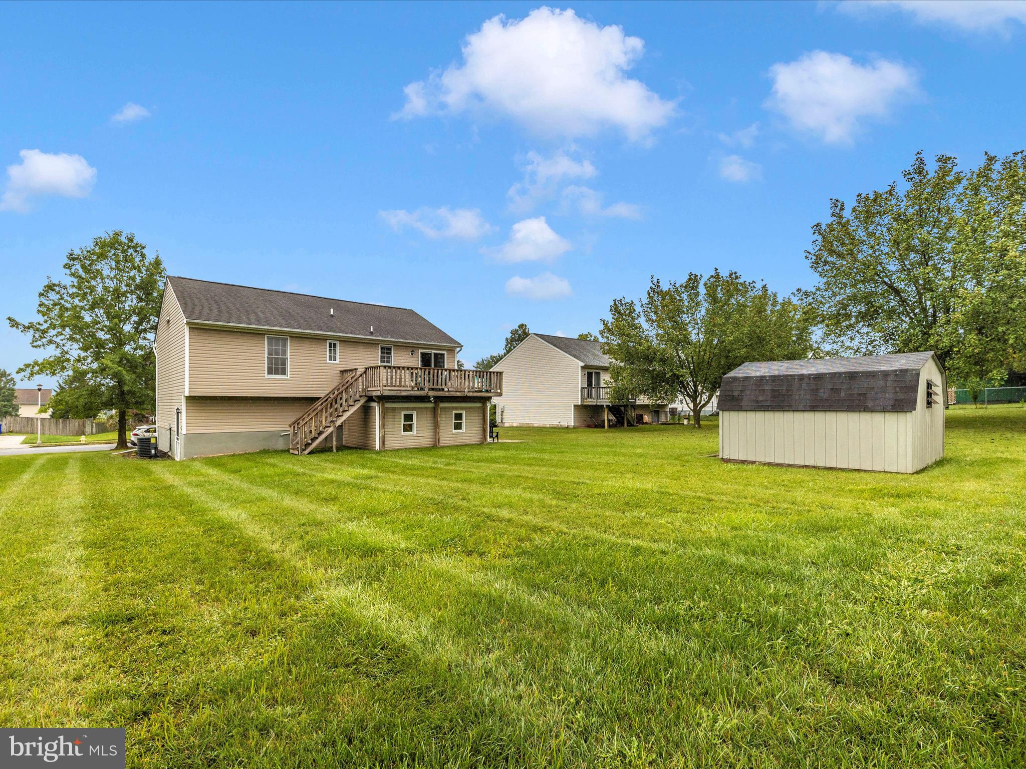 WOODLAND PARK - Residential