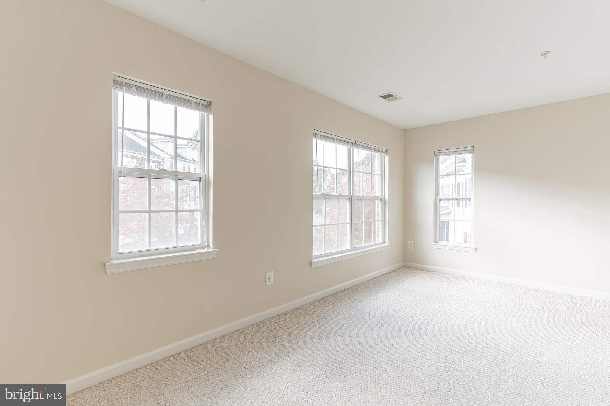 DAHLIA PARK OF WILDEWOOD - Residential