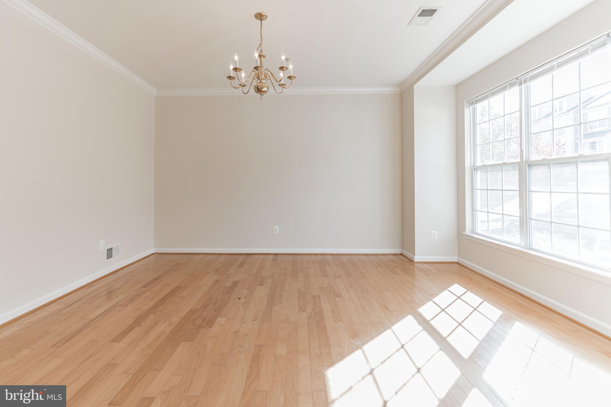 DAHLIA PARK OF WILDEWOOD - Residential