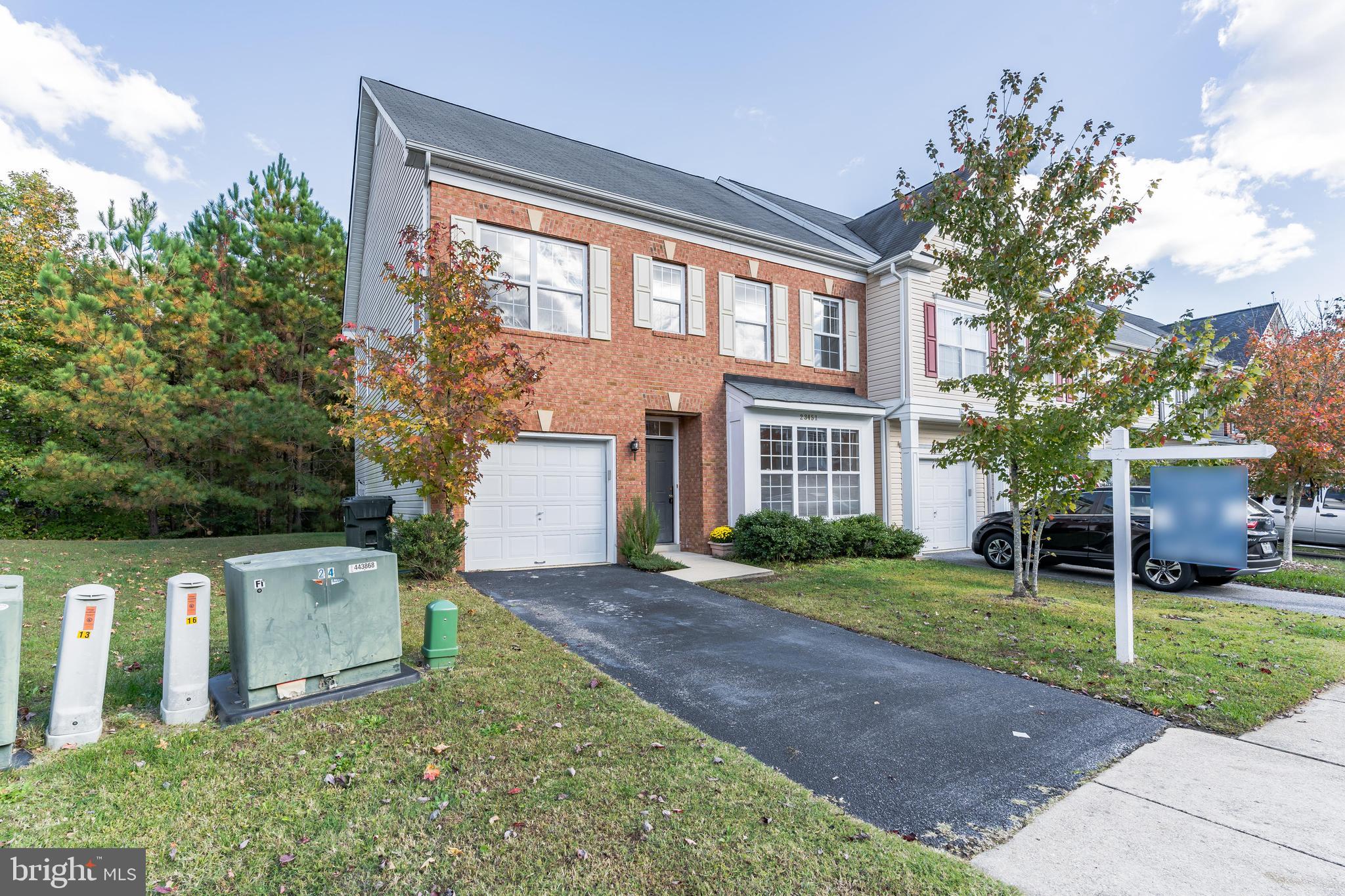 DAHLIA PARK OF WILDEWOOD - Residential