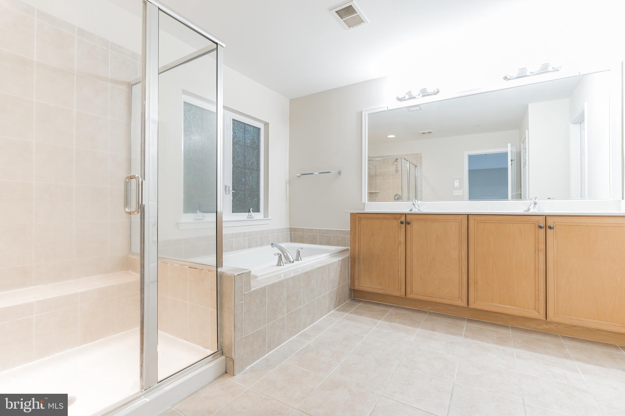 DAHLIA PARK OF WILDEWOOD - Residential