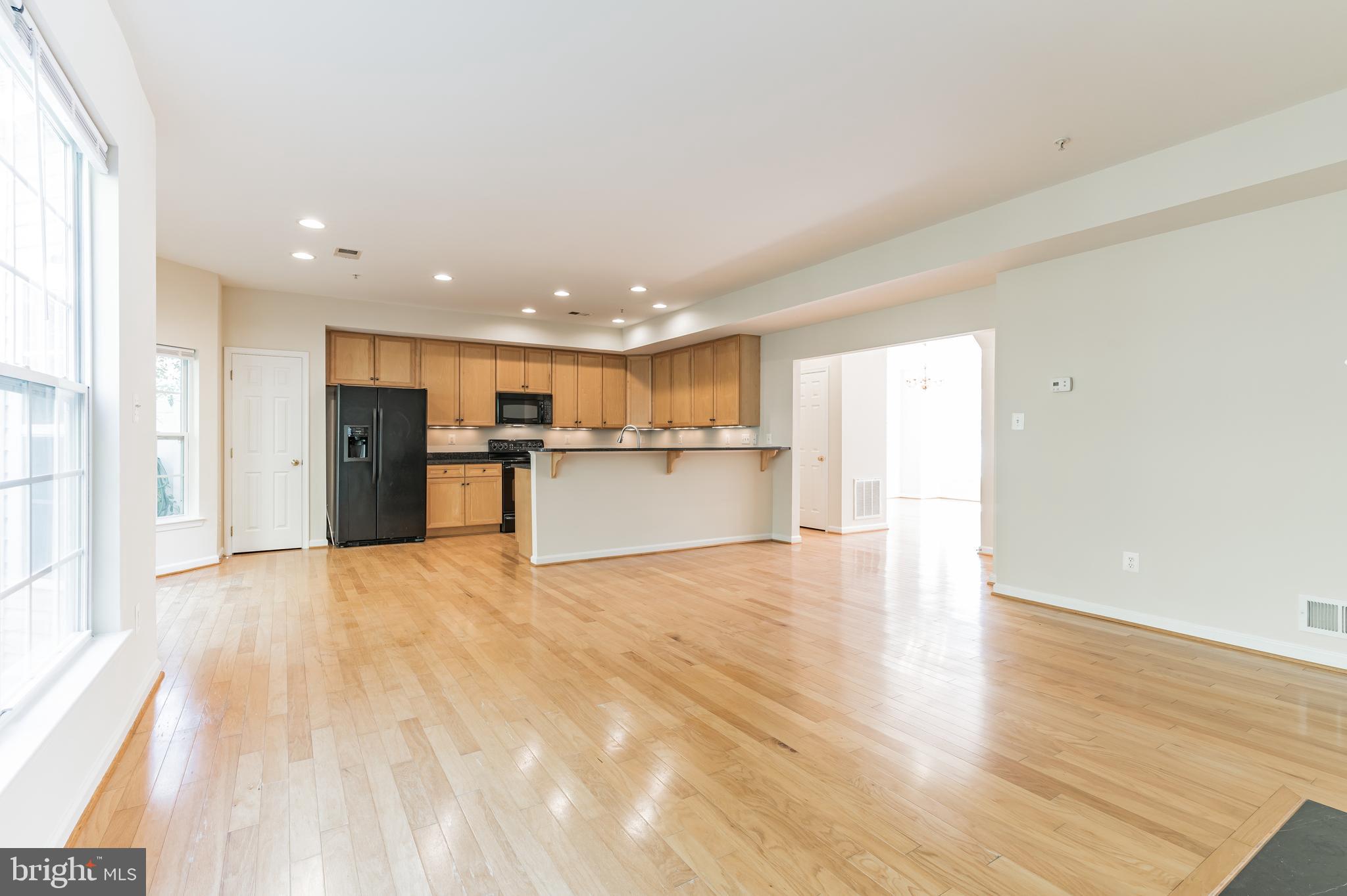 DAHLIA PARK OF WILDEWOOD - Residential