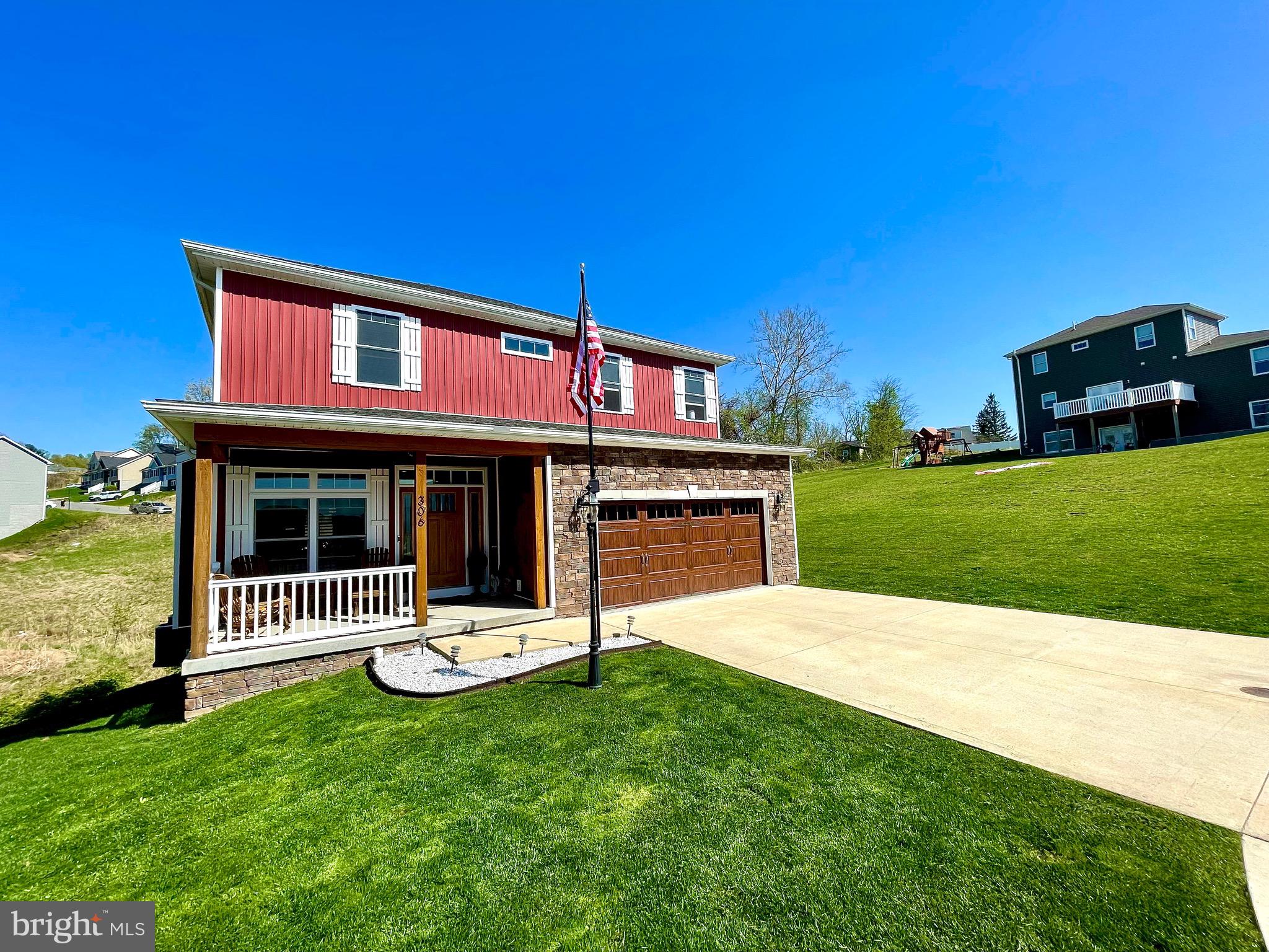 SUMMERS RIDGE SOUTH - Residential