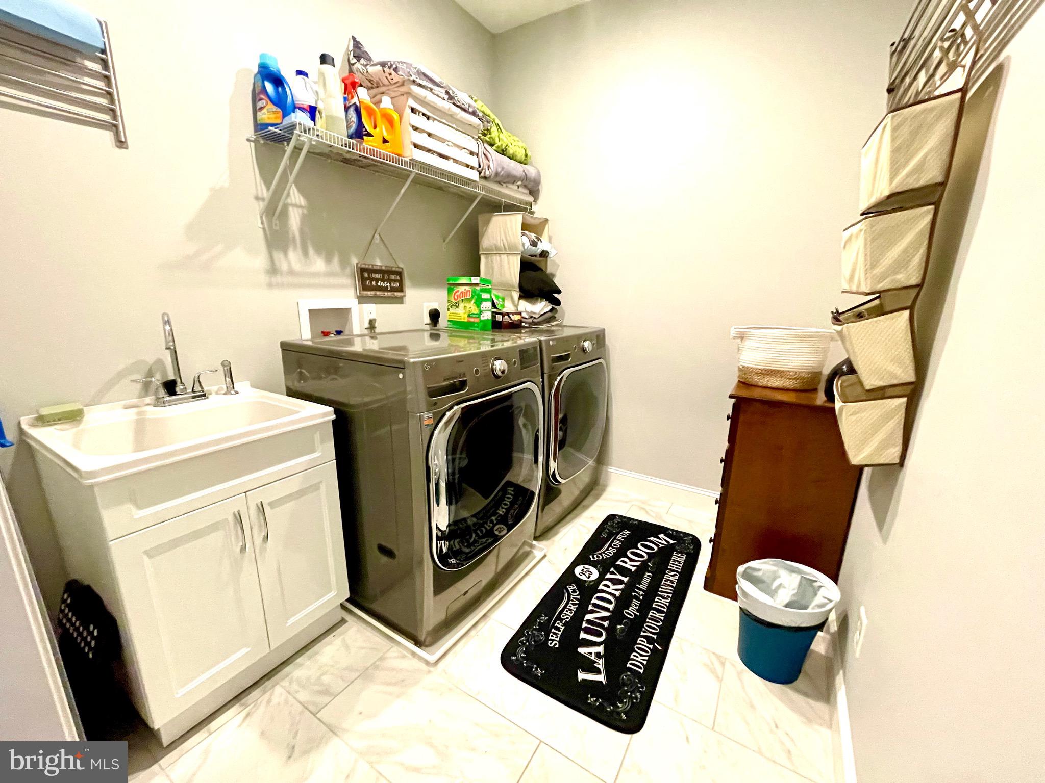 SUMMERS RIDGE SOUTH - Residential