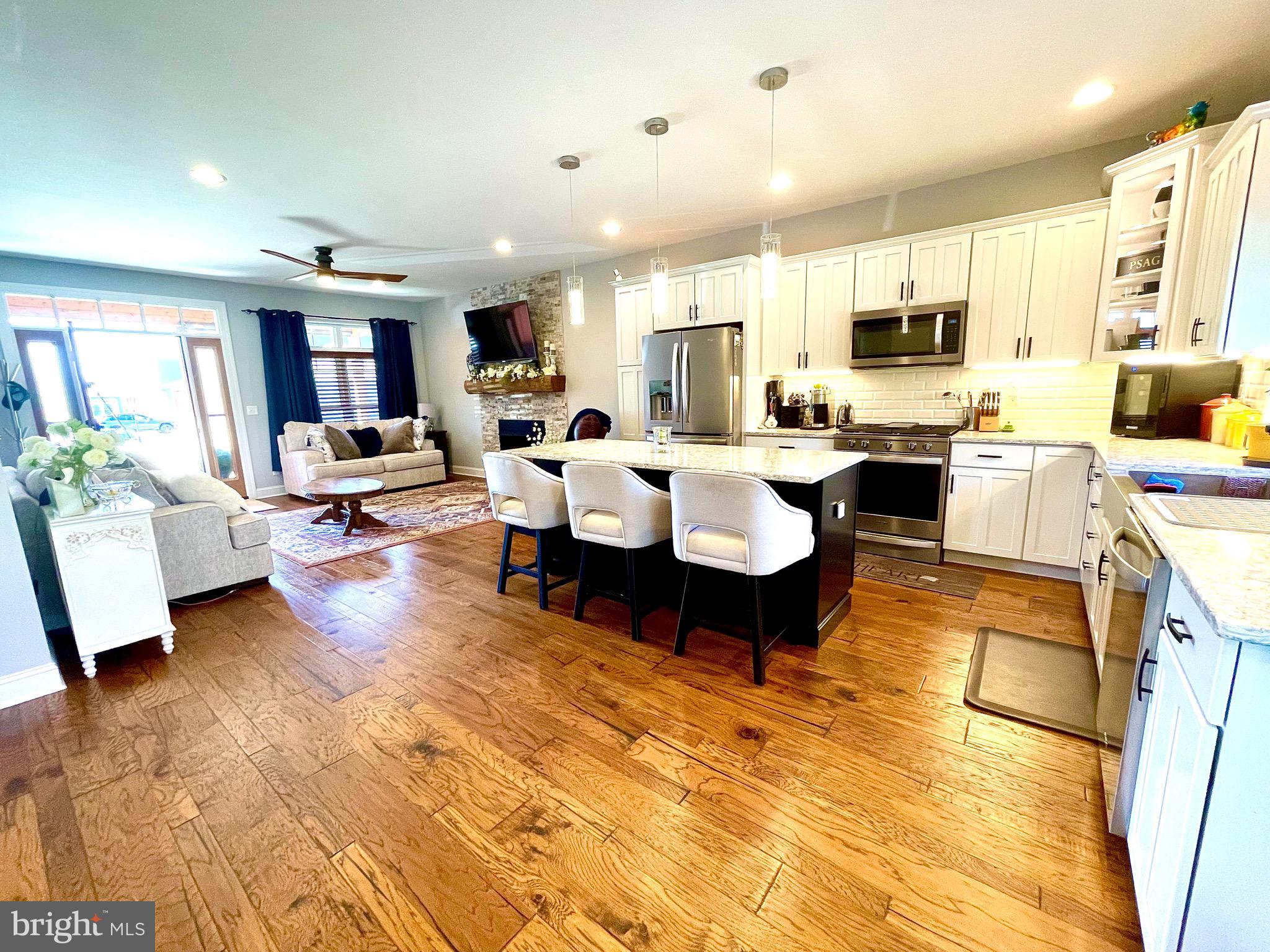 SUMMERS RIDGE SOUTH - Residential