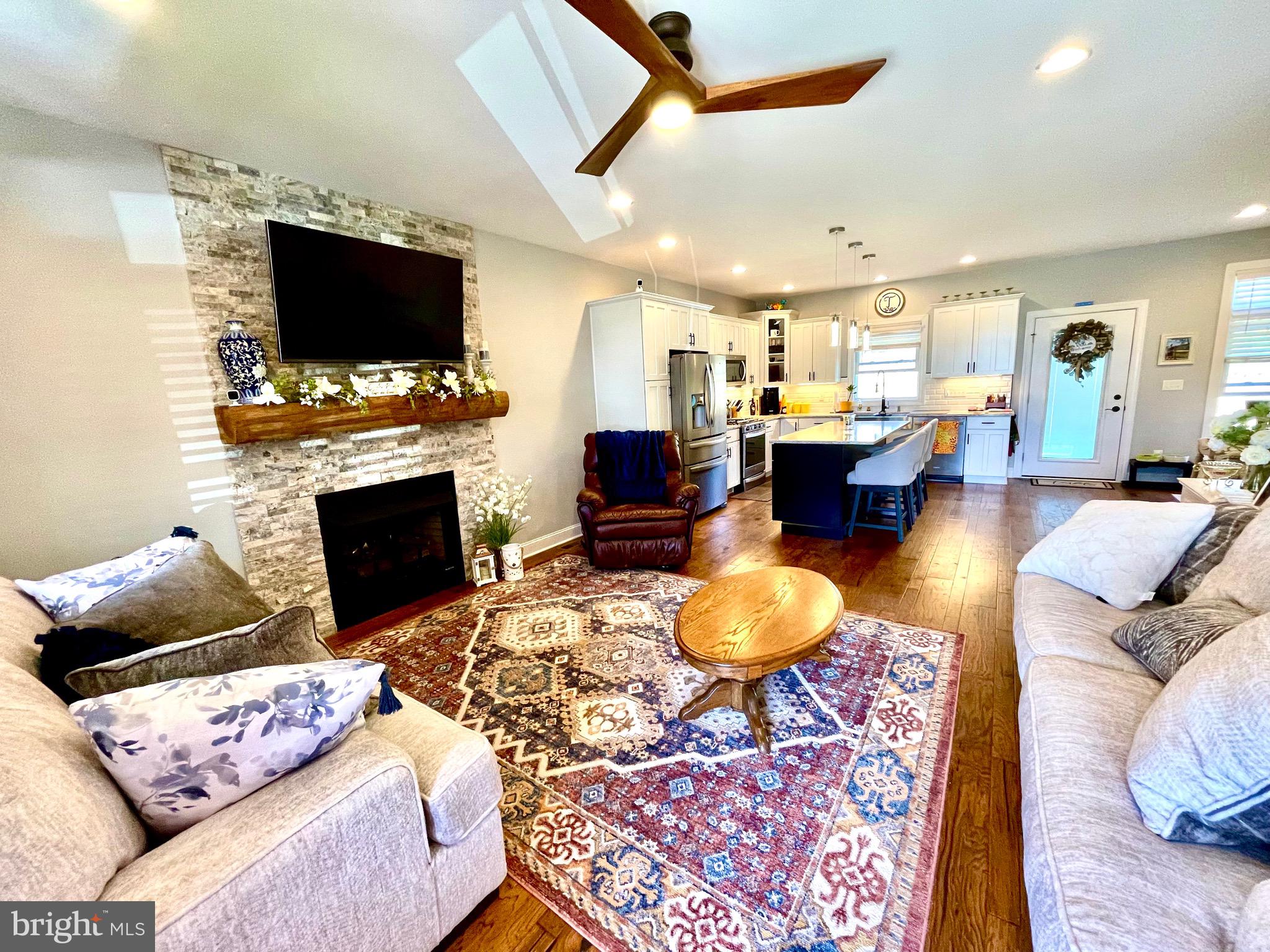 SUMMERS RIDGE SOUTH - Residential