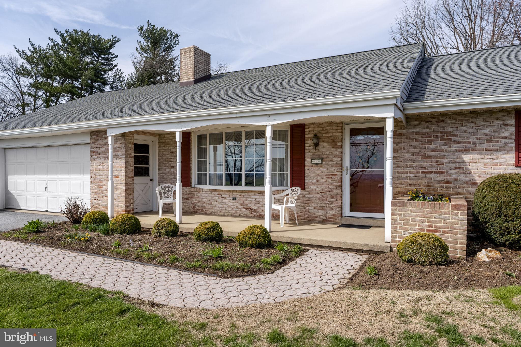 133 SUMMITVILLE ROAD