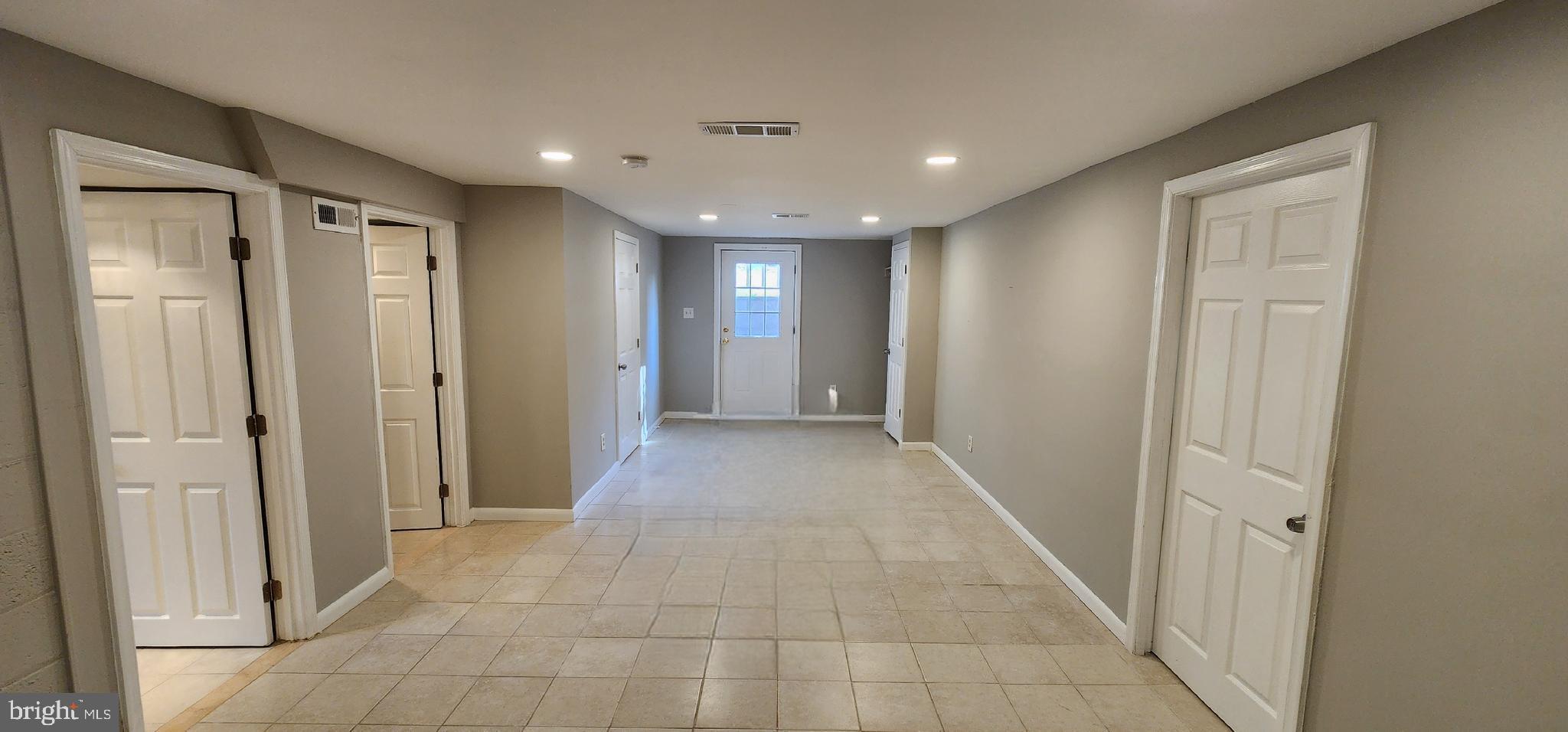 CARROLL KNOLLS - Residential