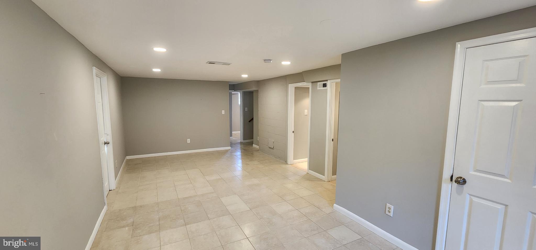 CARROLL KNOLLS - Residential