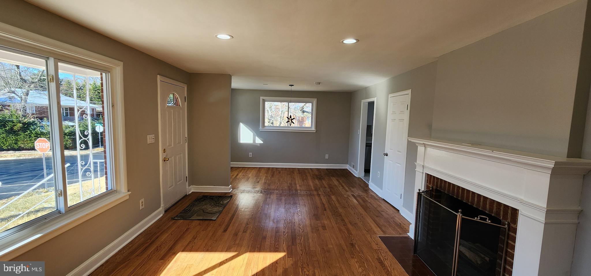 CARROLL KNOLLS - Residential