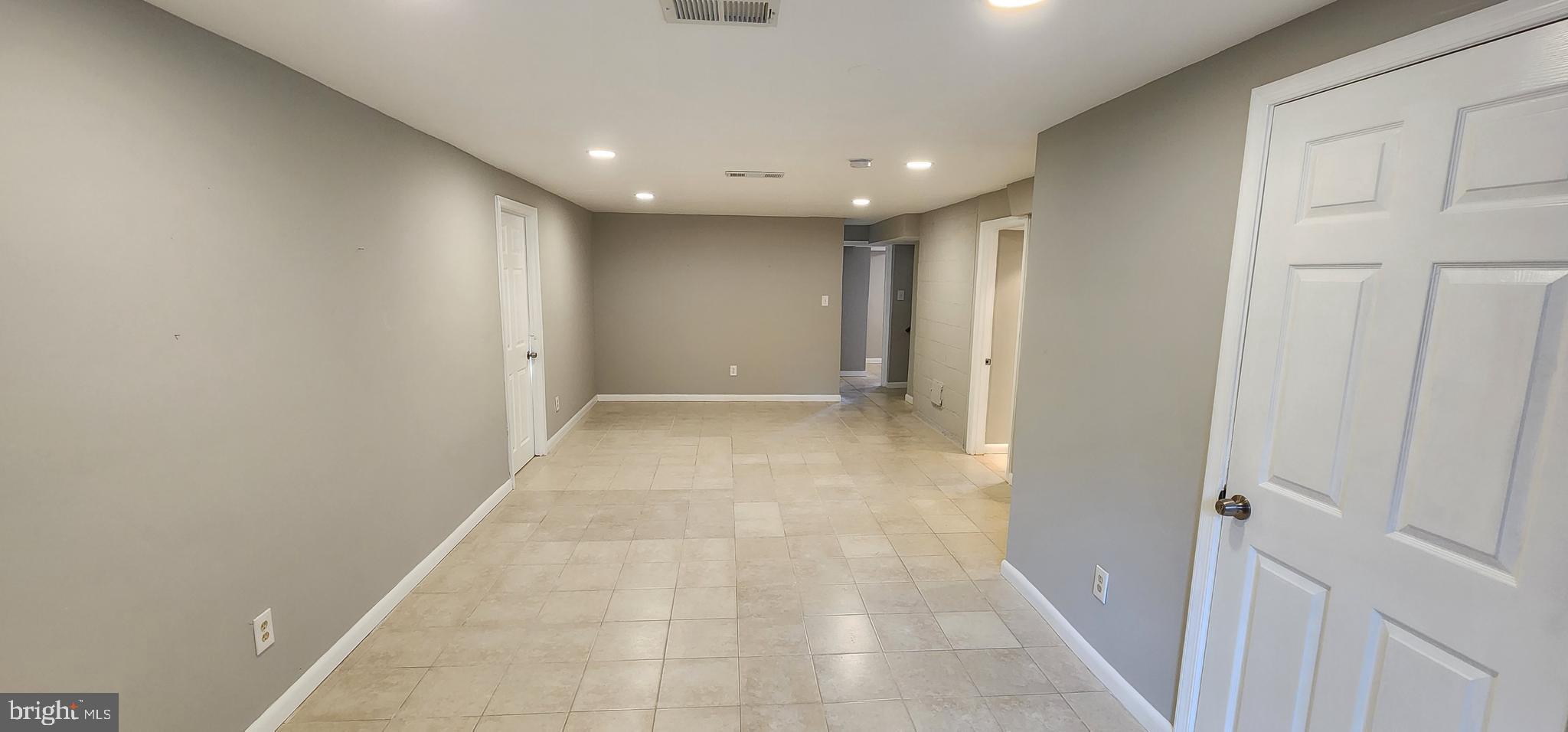 CARROLL KNOLLS - Residential