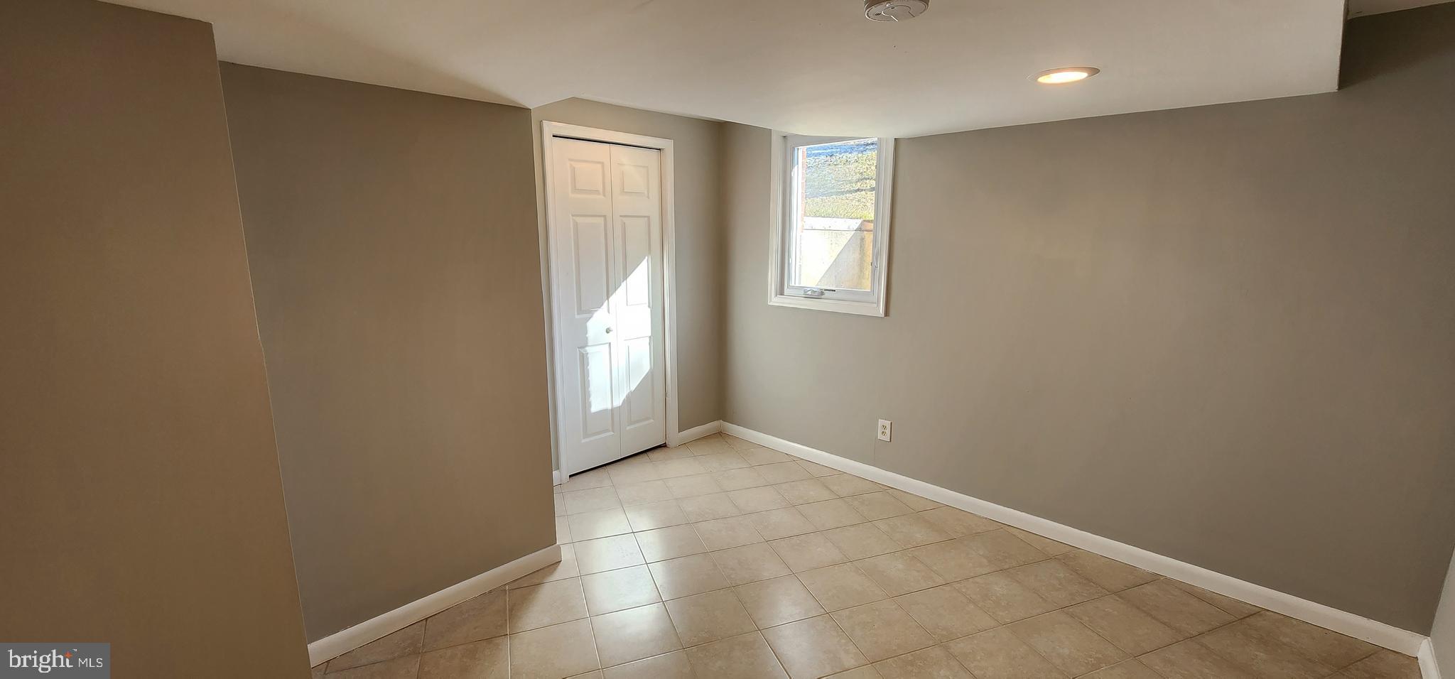 CARROLL KNOLLS - Residential