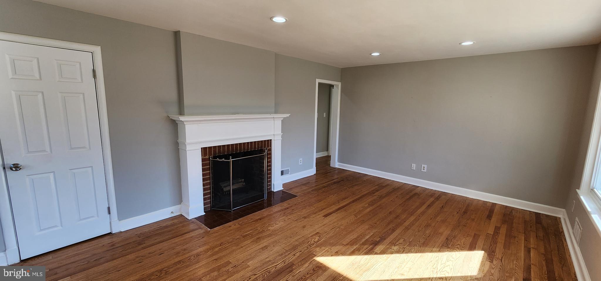 CARROLL KNOLLS - Residential