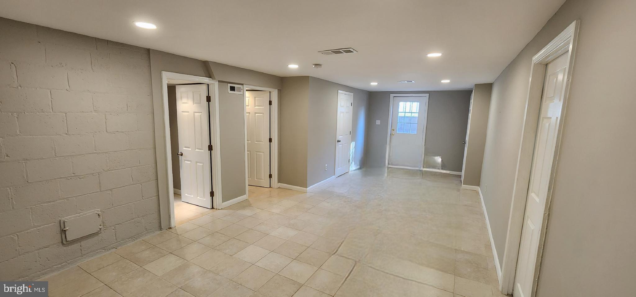 CARROLL KNOLLS - Residential