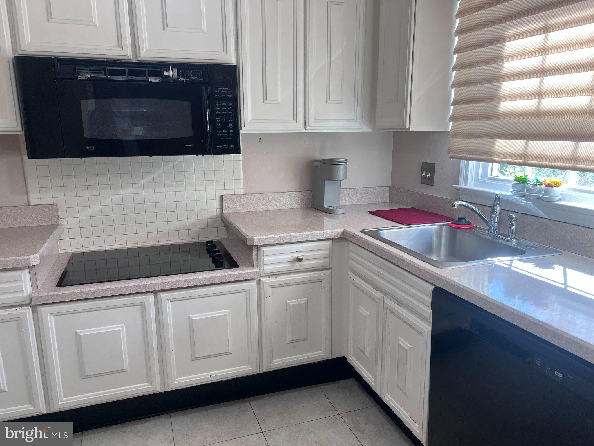 111 HANOVER LANE A
