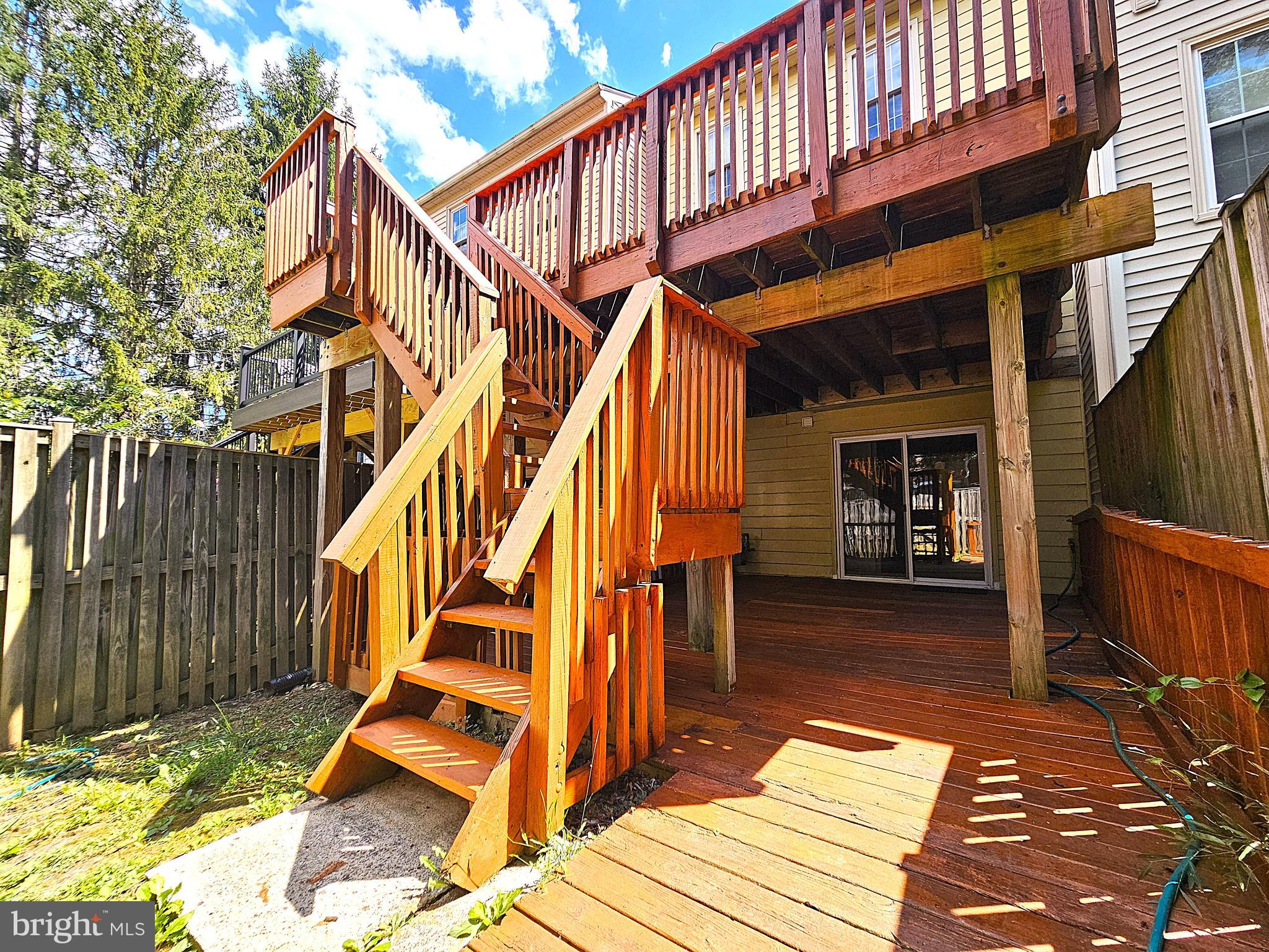 KINGS PARK WEST - Residential Lease