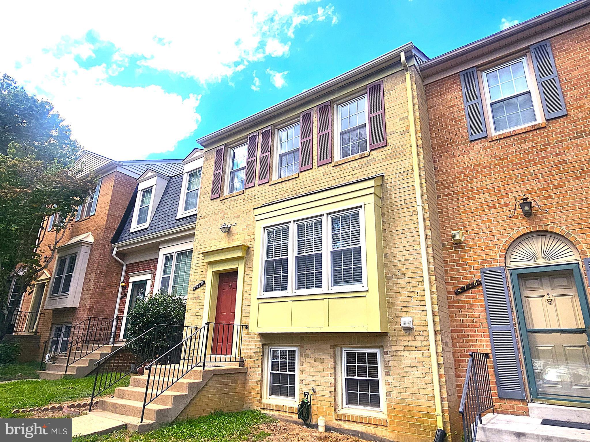 KINGS PARK WEST - Residential Lease