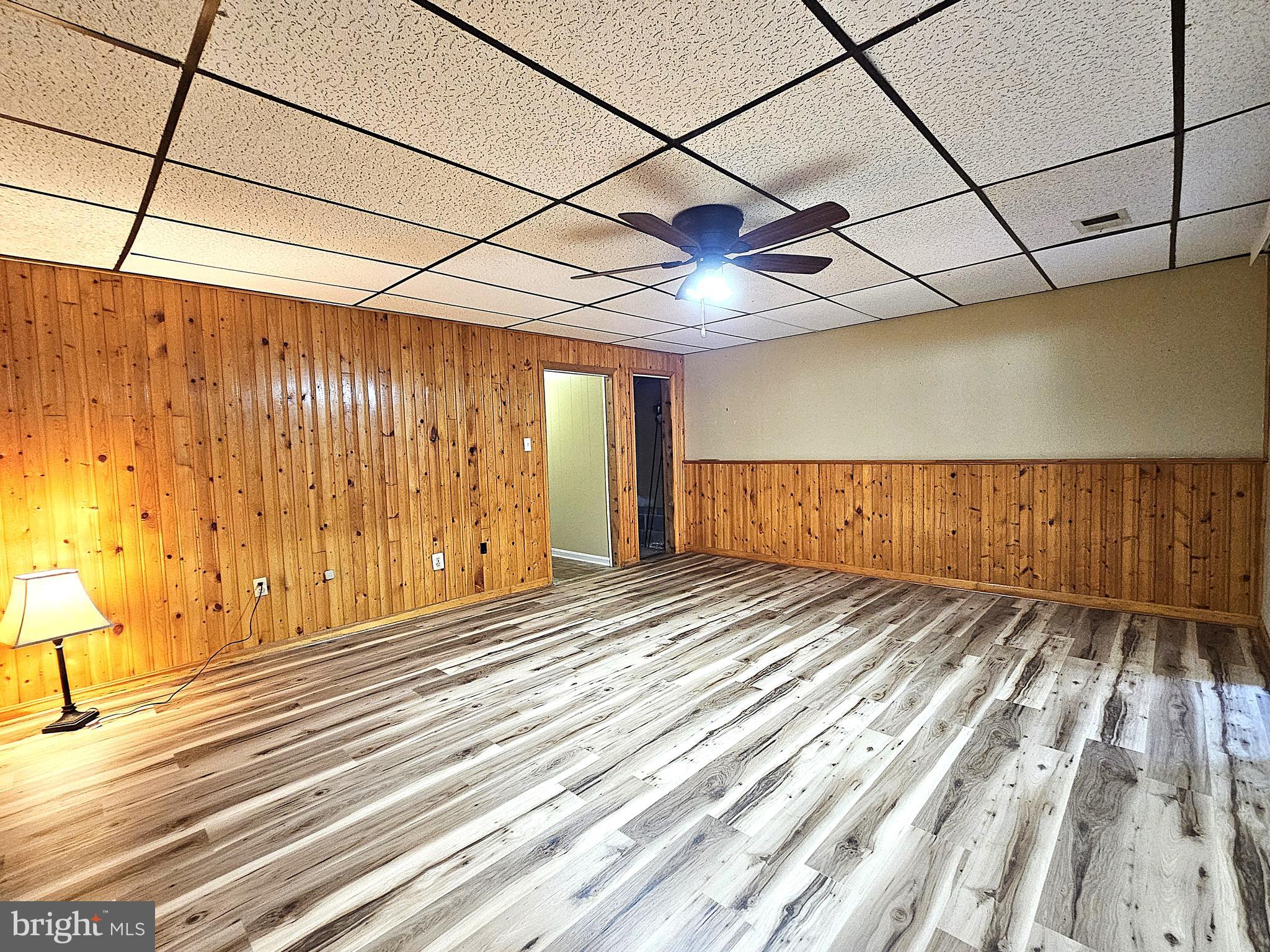 KINGS PARK WEST - Residential Lease